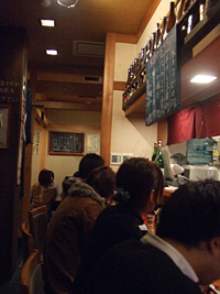 九州麺酒房　響（ひびき） 店内