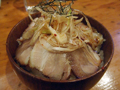 九州麺酒房　響（ひびき） ねぎネギ豚めし